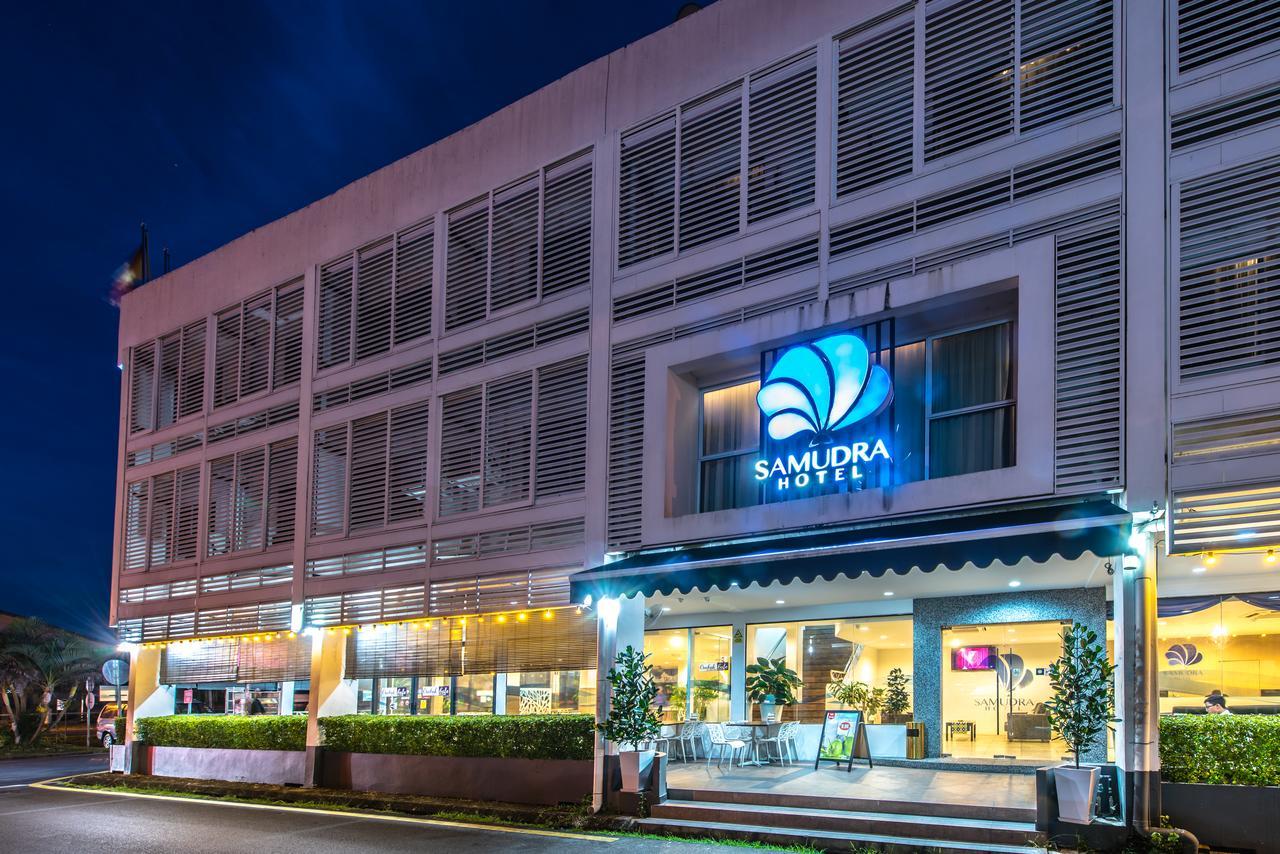 Samudra Hotel Кучинг Экстерьер фото
